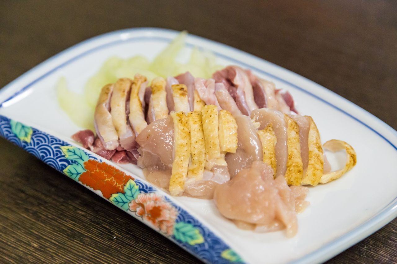1676491844-plate-of-traditional-chicken-sashimi.jpeg